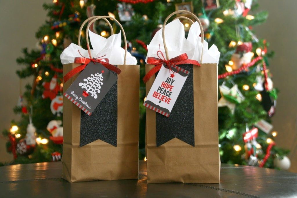 Hot Gift Bags: Unwrapping the Art of Thoughtful